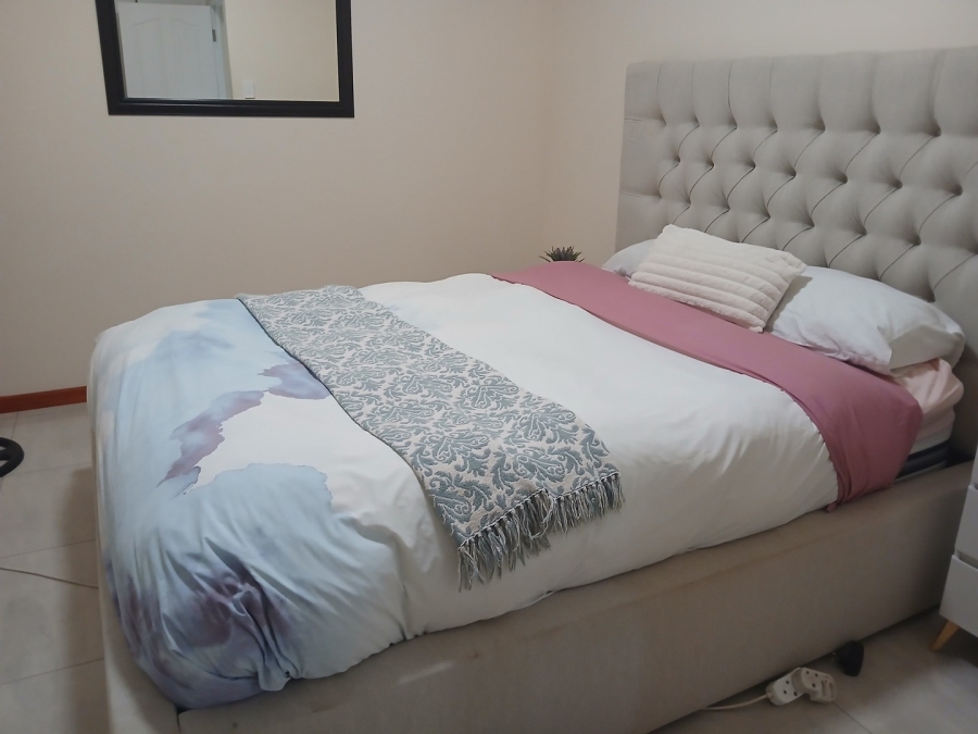 3 Bedroom Property for Sale in Cove Rock Eastern Cape